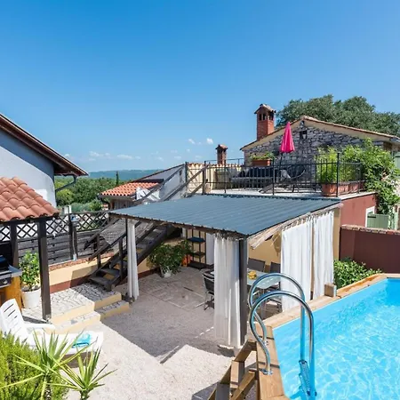 Mandula Holiday home *