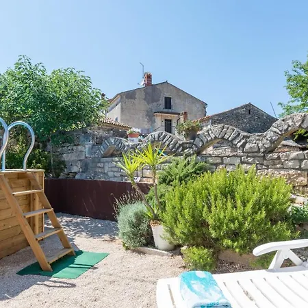 Mandula Holiday home *