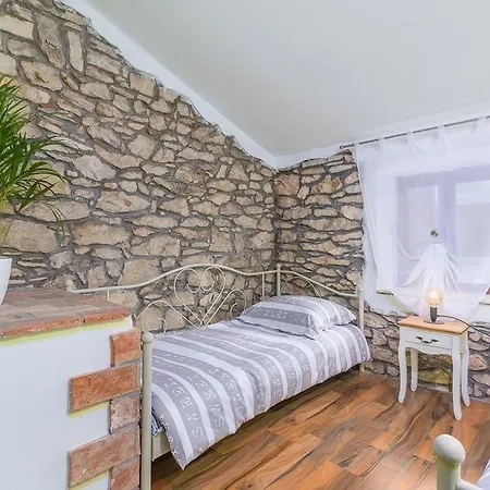 Mandula Holiday home Brtonigla