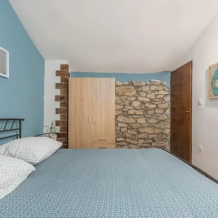 Mandula Holiday home *