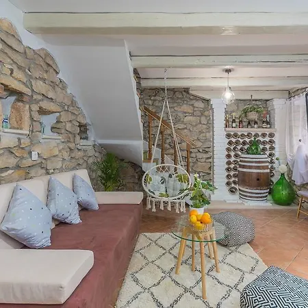 Mandula Holiday home *